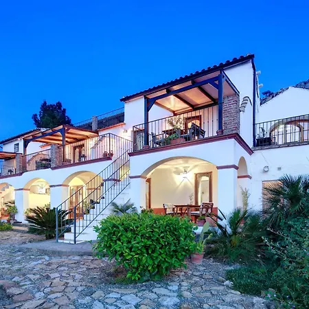 Apartment El Arpa *